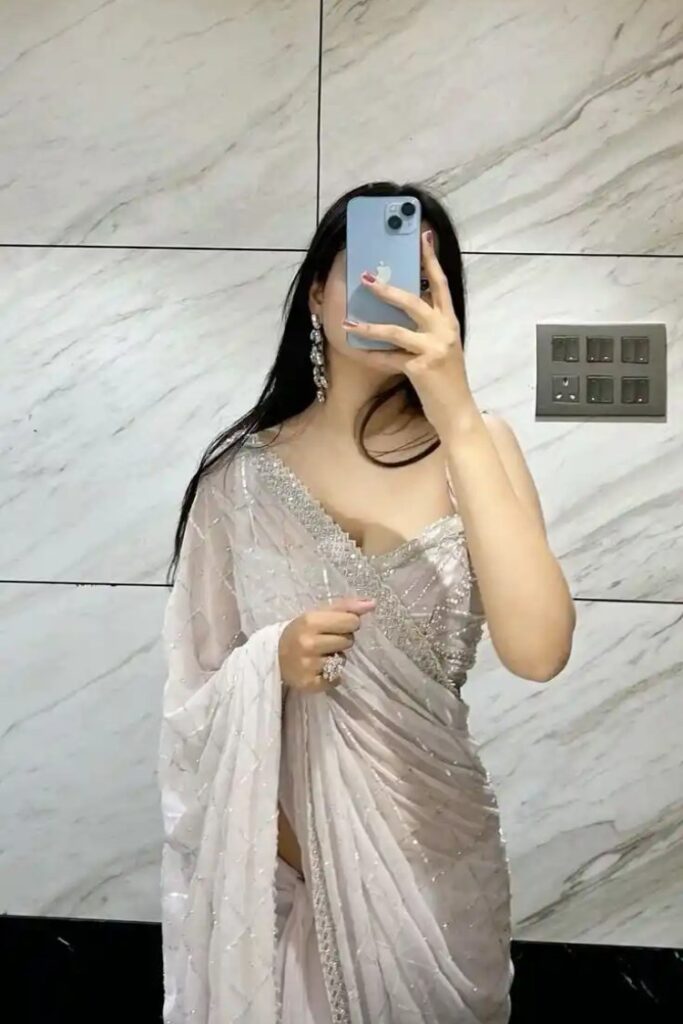 girl in saree hidden face
