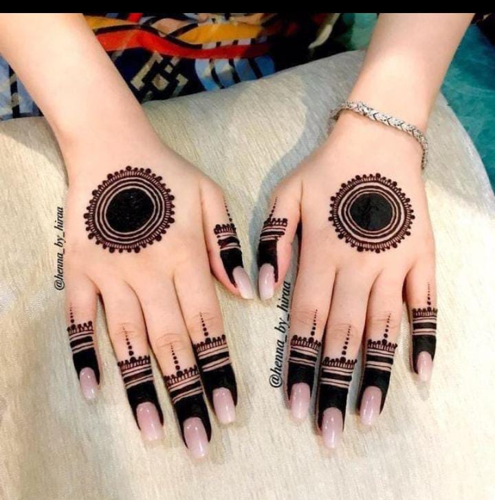 aesthetic mehndi