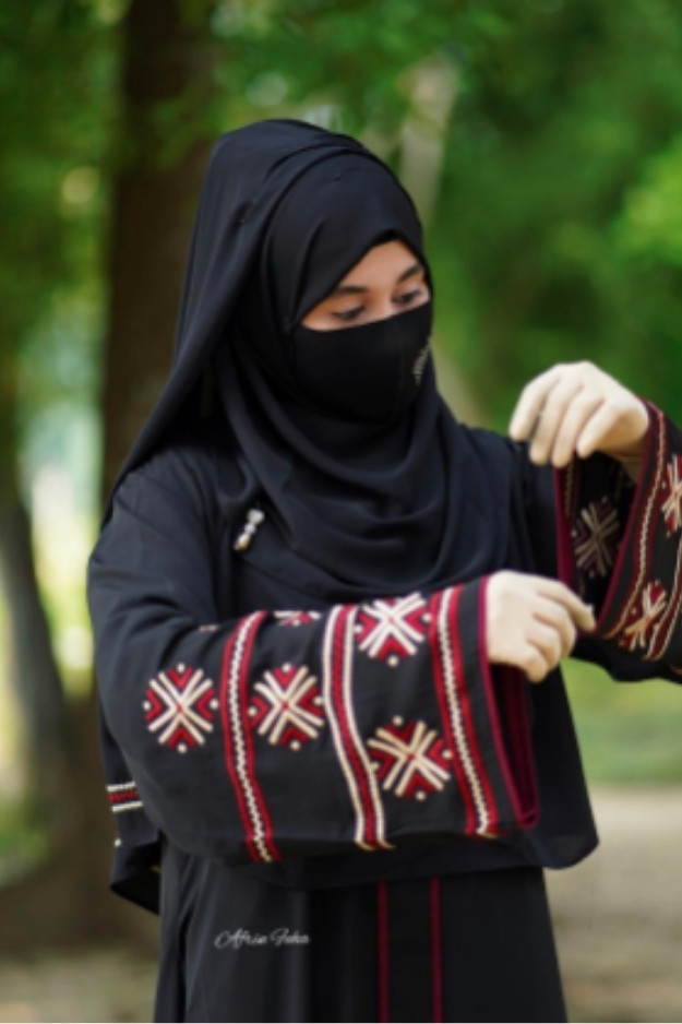 cute hijab girl pic