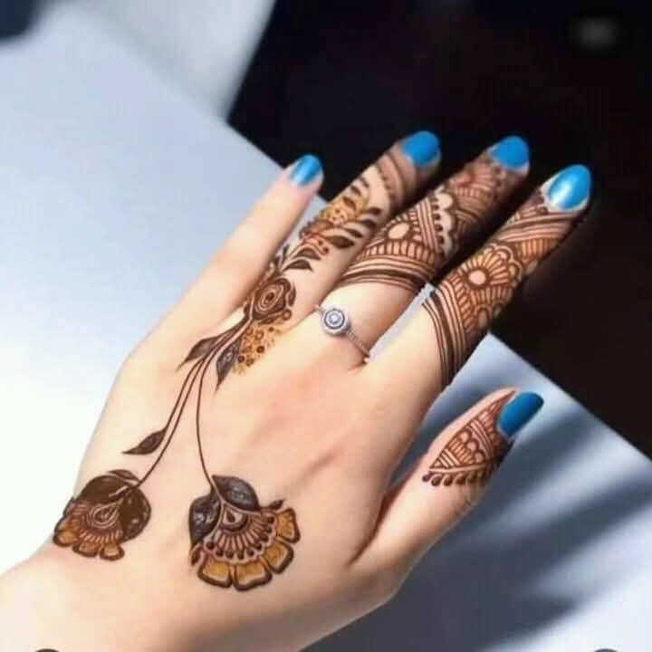 easy ring finger mehndi design