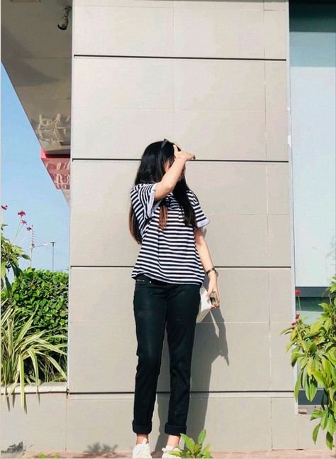 Cute Girls Dp