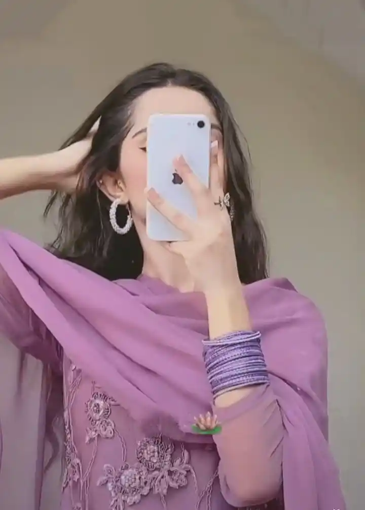 beautiful girl dp