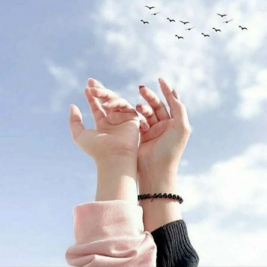 couple hand pics for dp