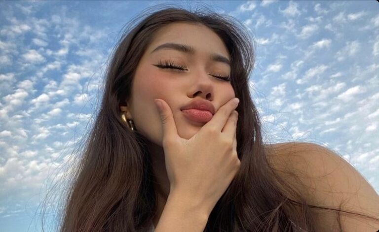 cute girl pic