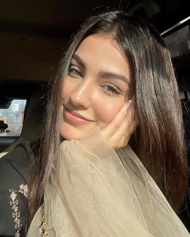 unique cute dp for girls