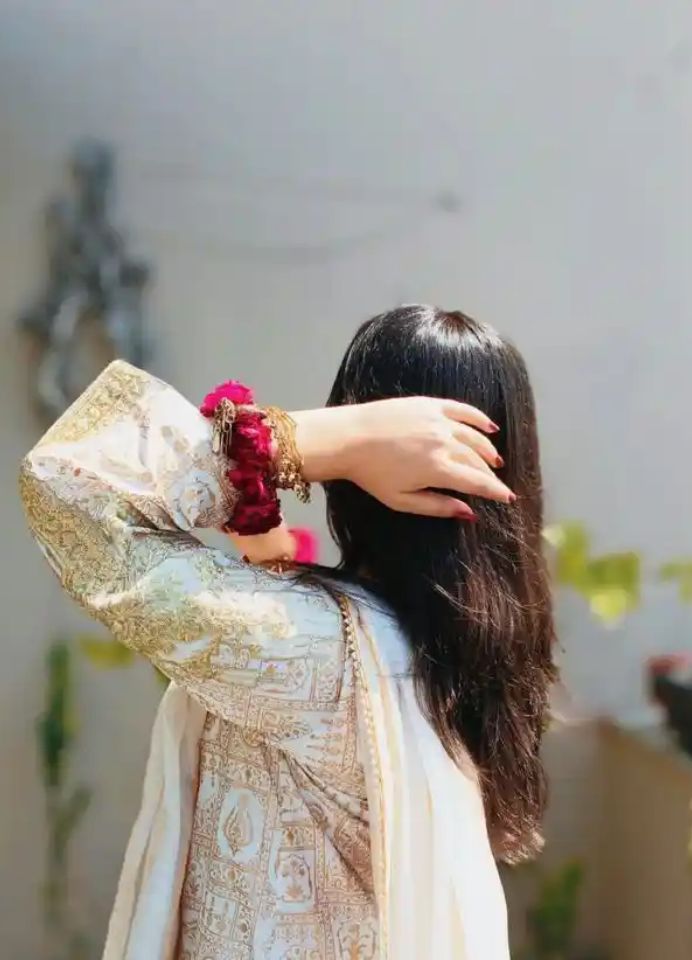 hide face girl pic