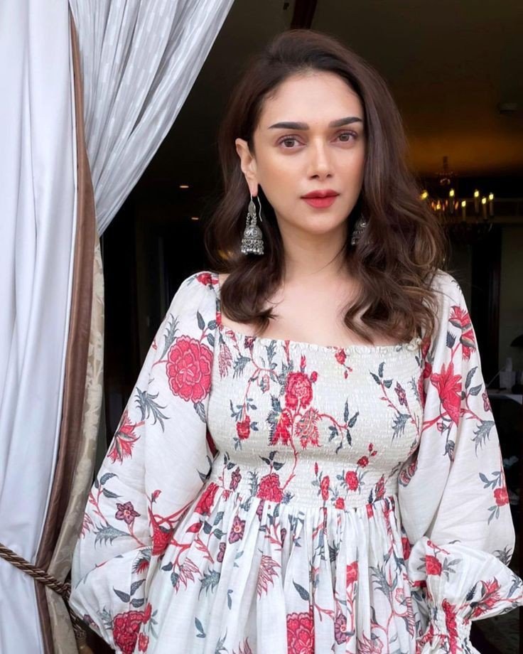 cute girl pic for dp