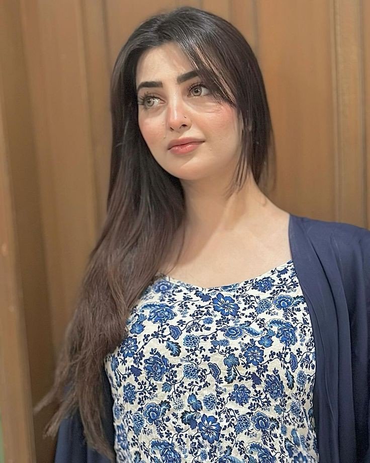 cute profile picture girl